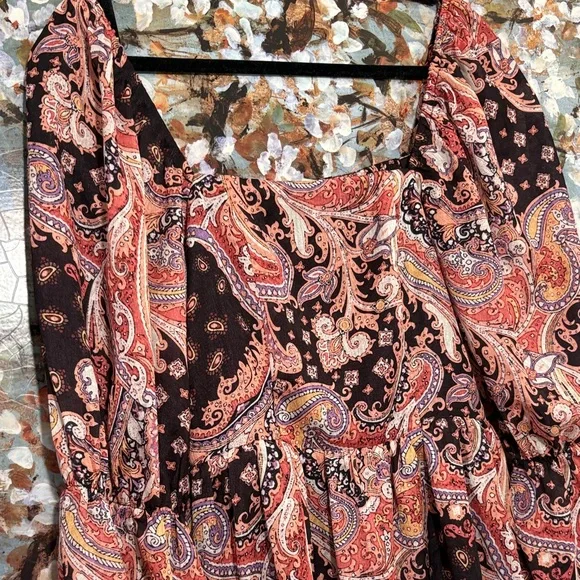 NSR Black and Pink Paisley Long Sleeve Dress beautiful! - Picture 3 of 8